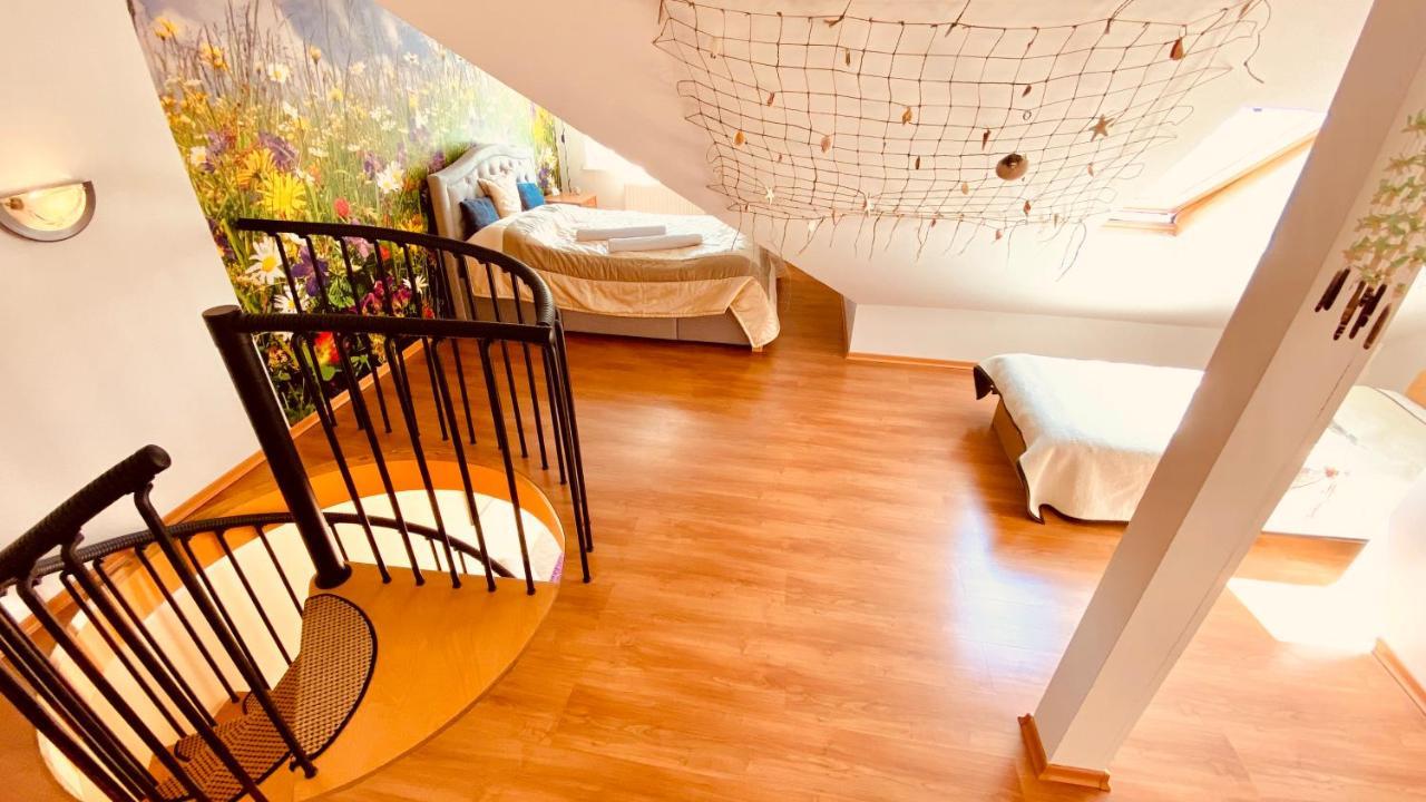 Sonnige Maisonette-Wohnung Mit Blick Auf Die Bucht Dziwnów 외부 사진